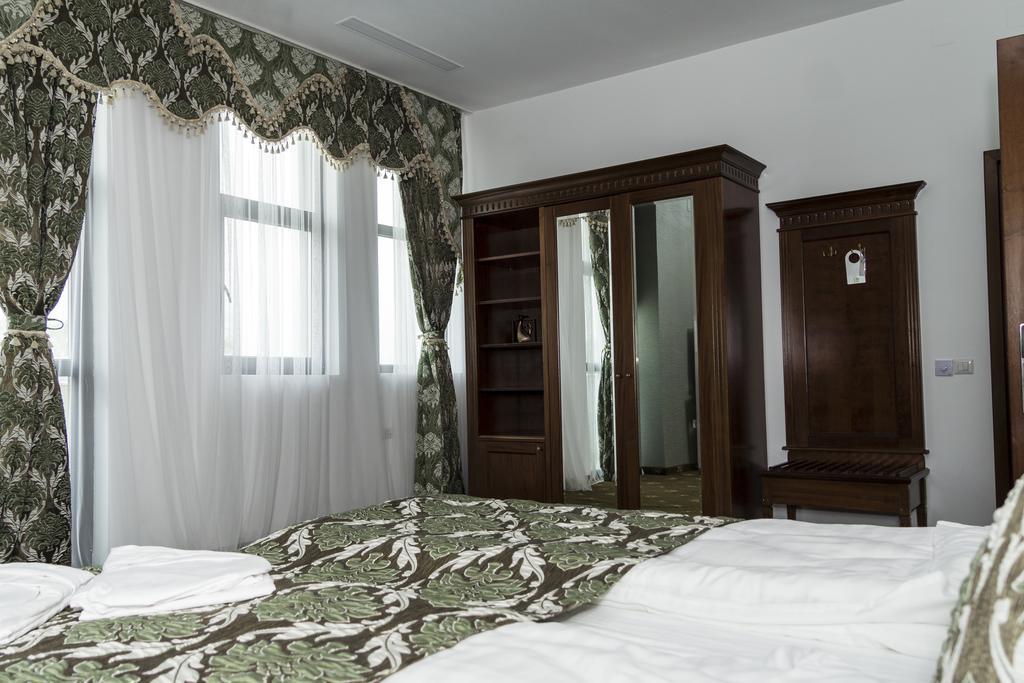 Hotel Pik Elegance Ploieşti Camera foto